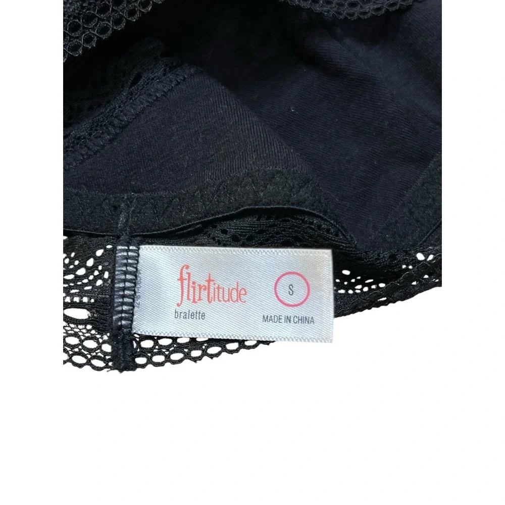 NEW Flirtitude Bralette Small Lace Black Halter‎ Wireless Crisscross